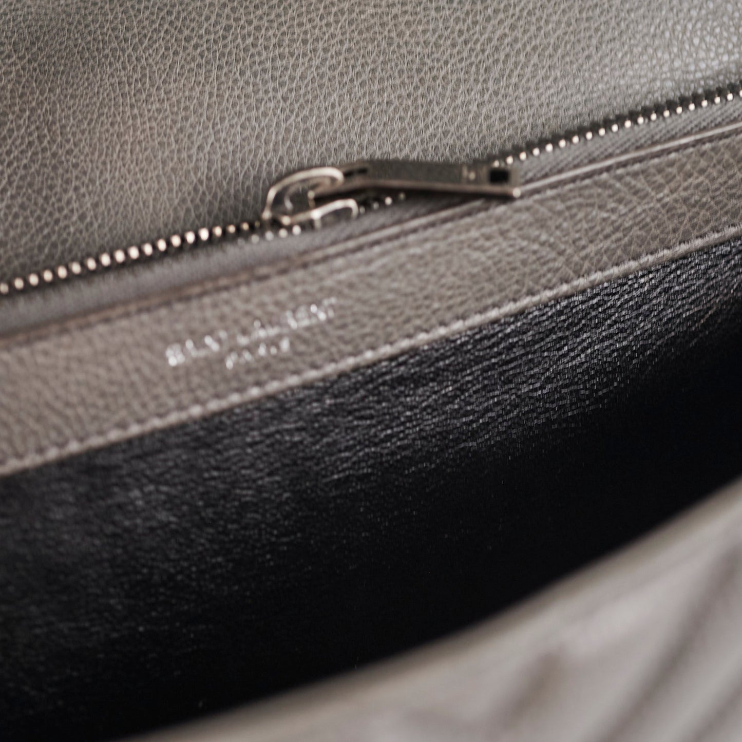 Saint Laurent Colleague Large Grey Shoulder Bag
