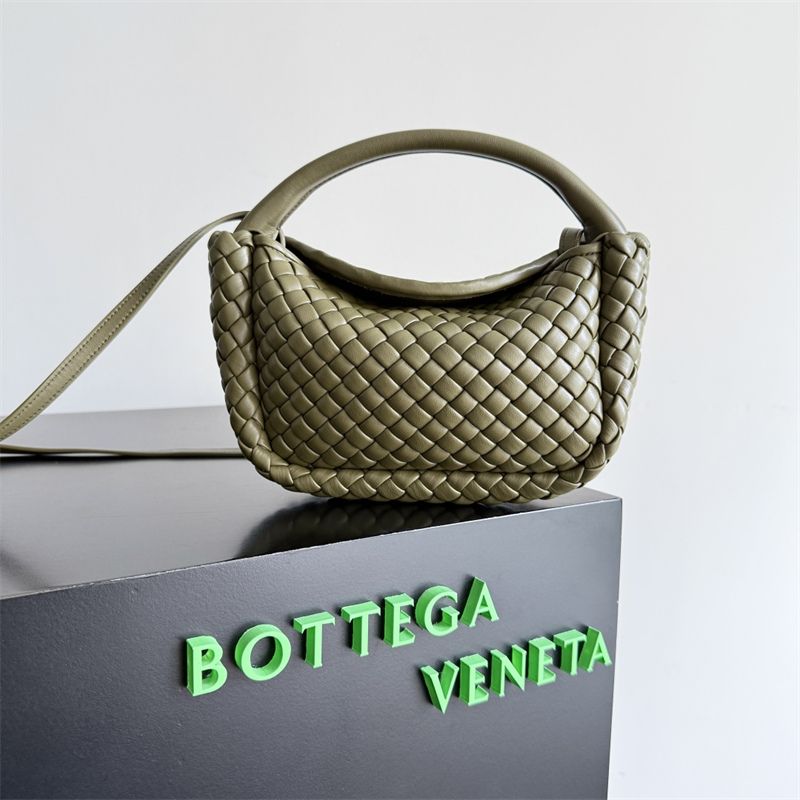 Bottega Veneta Cobble Top Handle Bag