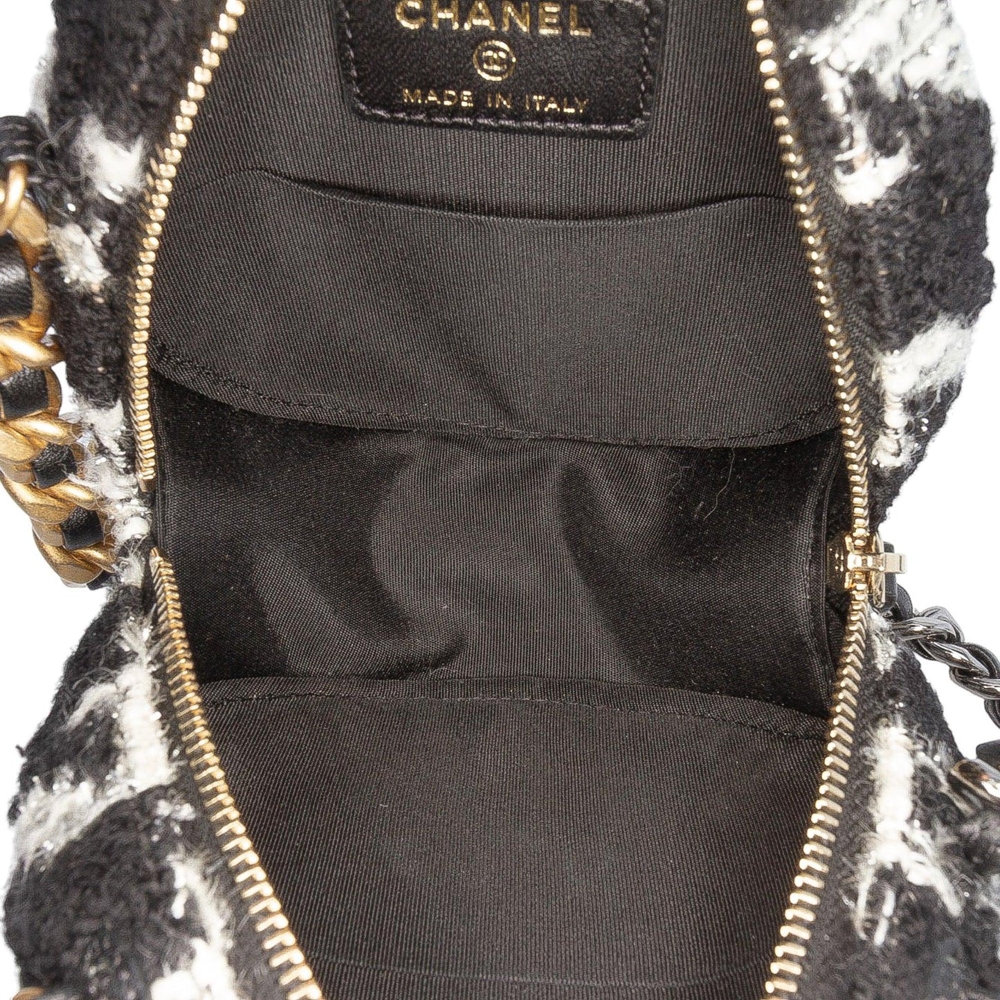 White Chanel Tweed 19 Round Clutch with Chain and Coin Purse Satchel