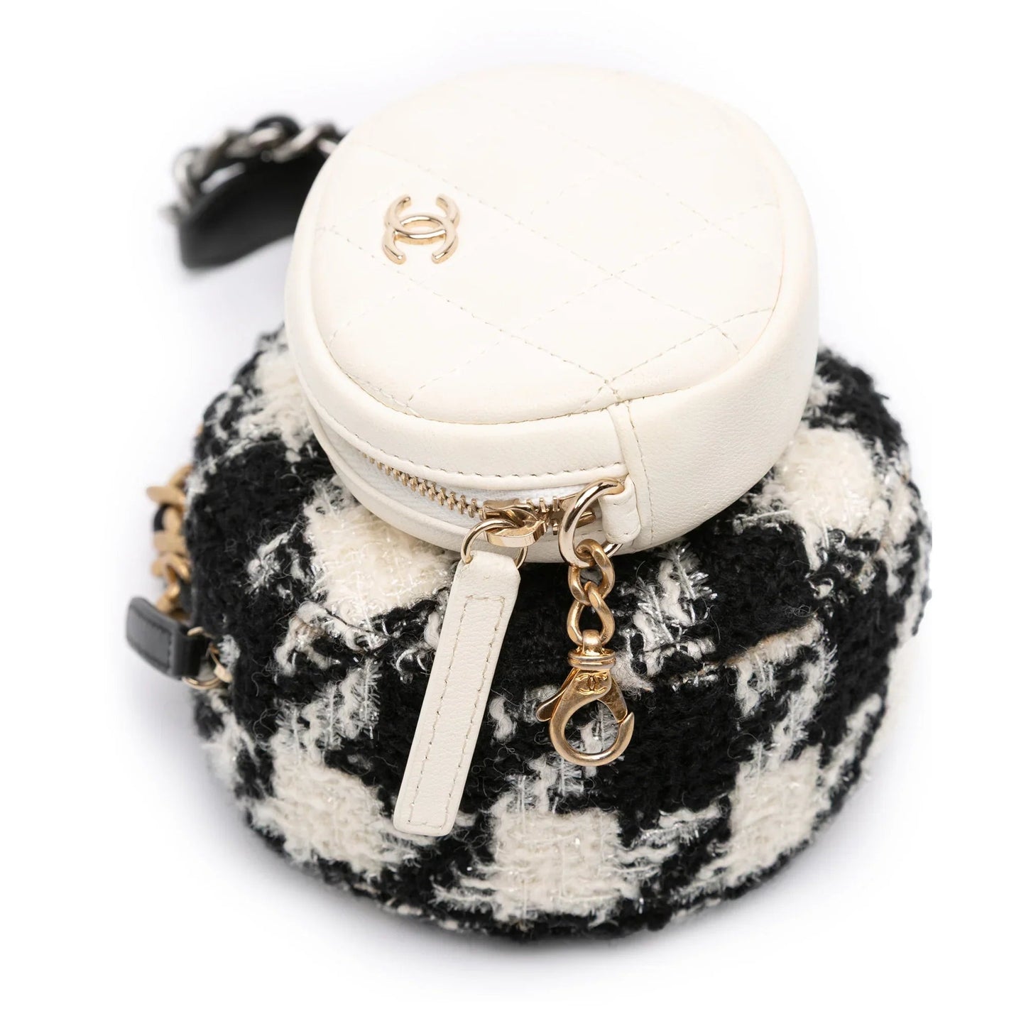 White Chanel Tweed 19 Round Clutch with Chain and Coin Purse Satchel
