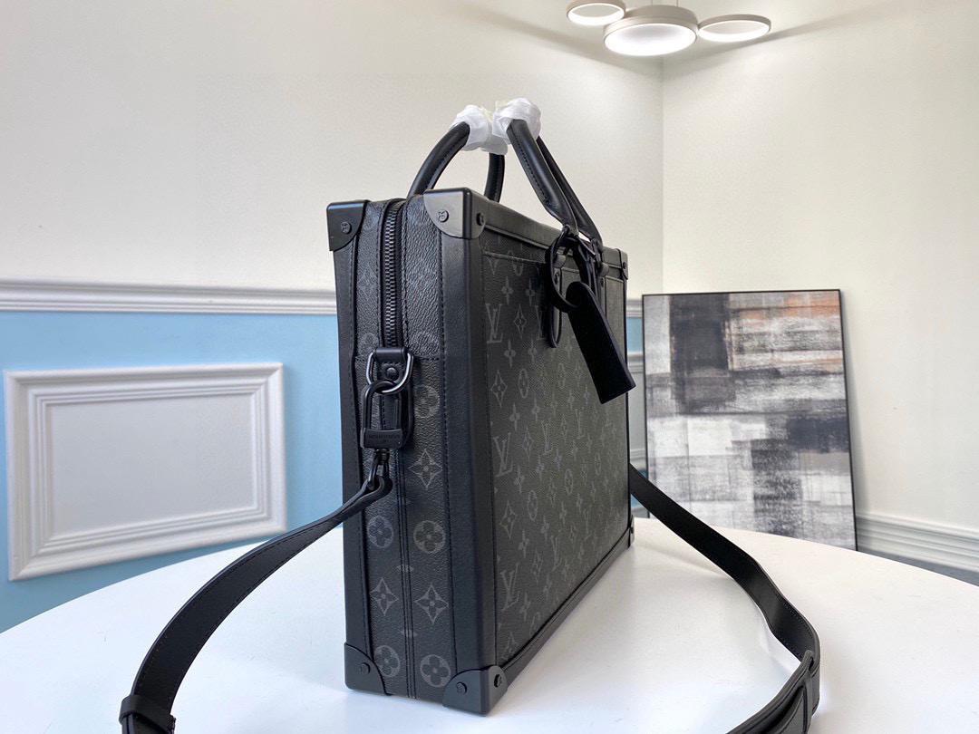 Top Quality Soft Trunk Briefcase Monogram Eclipse Canvas For Men, Bags, Shoulder And Crossbody Bags 11.4in/29cm Top Quality M44952