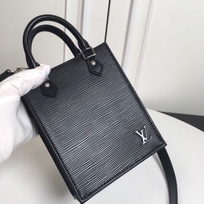 Top Quality Petit Sac Plat Black For Women, WoWallet 5.5in/14cm Top Quality M69441