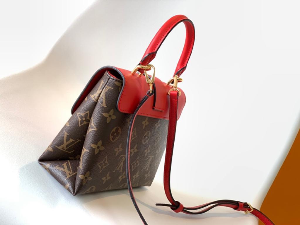 Top Quality Locky BB Monogram Canvas Red For Women,  Shoulder And Crossbody Bags 7.9in/20cm Top Quality M44322