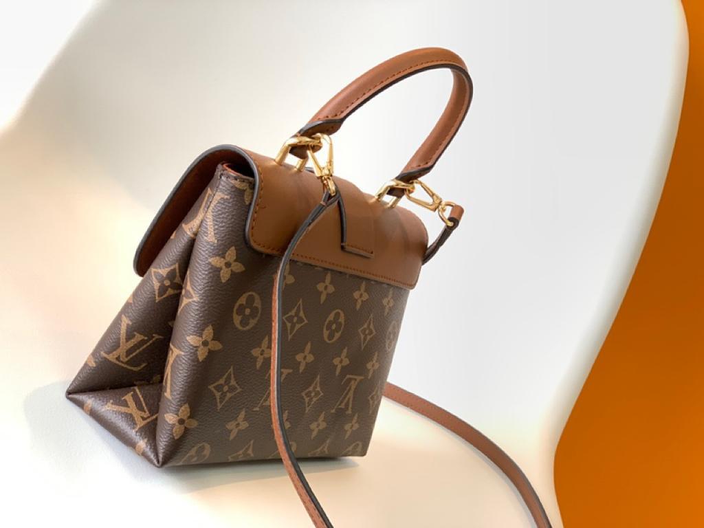 Top Quality Locky BB Monogram Canvas Caramel Brown For Women, Womens Handbags, Shoulder And Crossbody Bags 7.9in/20cm Top Quality M44654