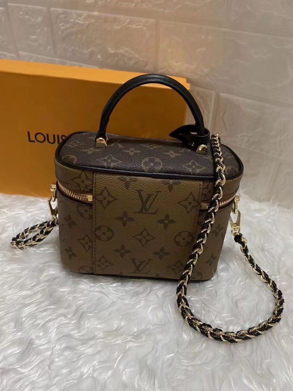 Top Quality Vanity PM Monogram And Monogram Reverse Canvas By Nicolas Ghesquiere For Women,  Shoulder And Crossbody Bags 7.5in/19cm Top Quality M42264