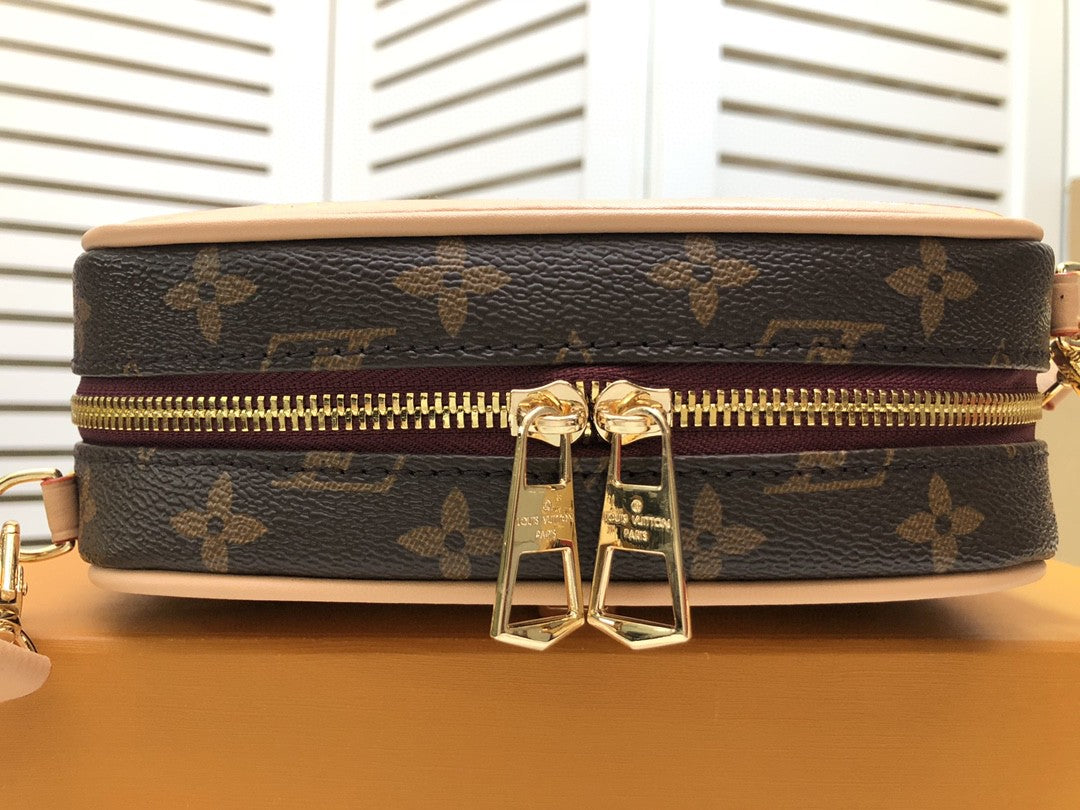 Top Quality Deauville Mini Monogram Canvas By Nicolas Ghesquiere For Women, Womens Handbags, Shoulder And Crossbody Bags 8.3in/22cm Top Quality M45528