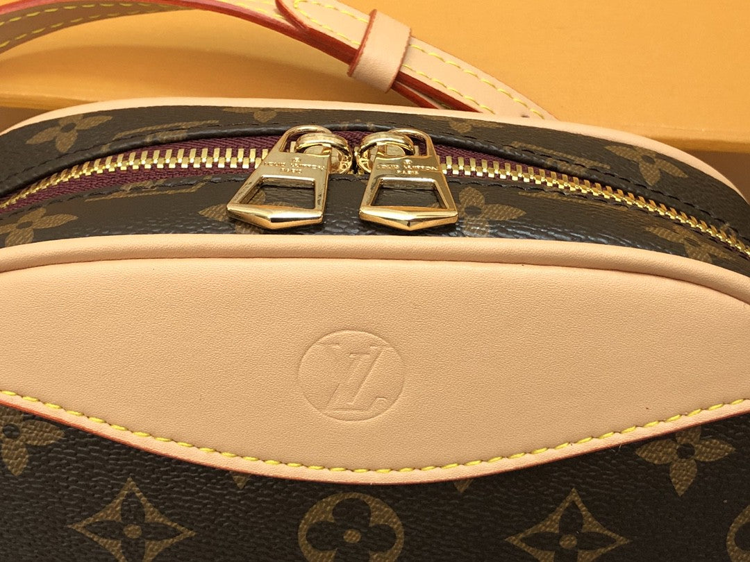 Top Quality Deauville Mini Monogram Canvas By Nicolas Ghesquiere For Women, Womens Handbags, Shoulder And Crossbody Bags 8.3in/22cm Top Quality M45528