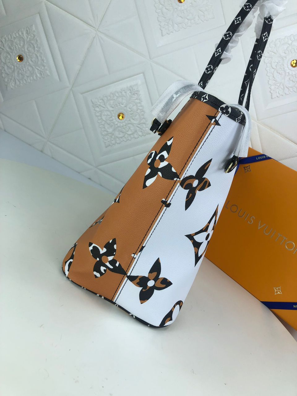 Top Quality Neverfull MM Tote Bag Monogram Jungle Canvas Black/Caramel For Women,  Shoulder Bags 12.2in/31cm Top Quality M44716