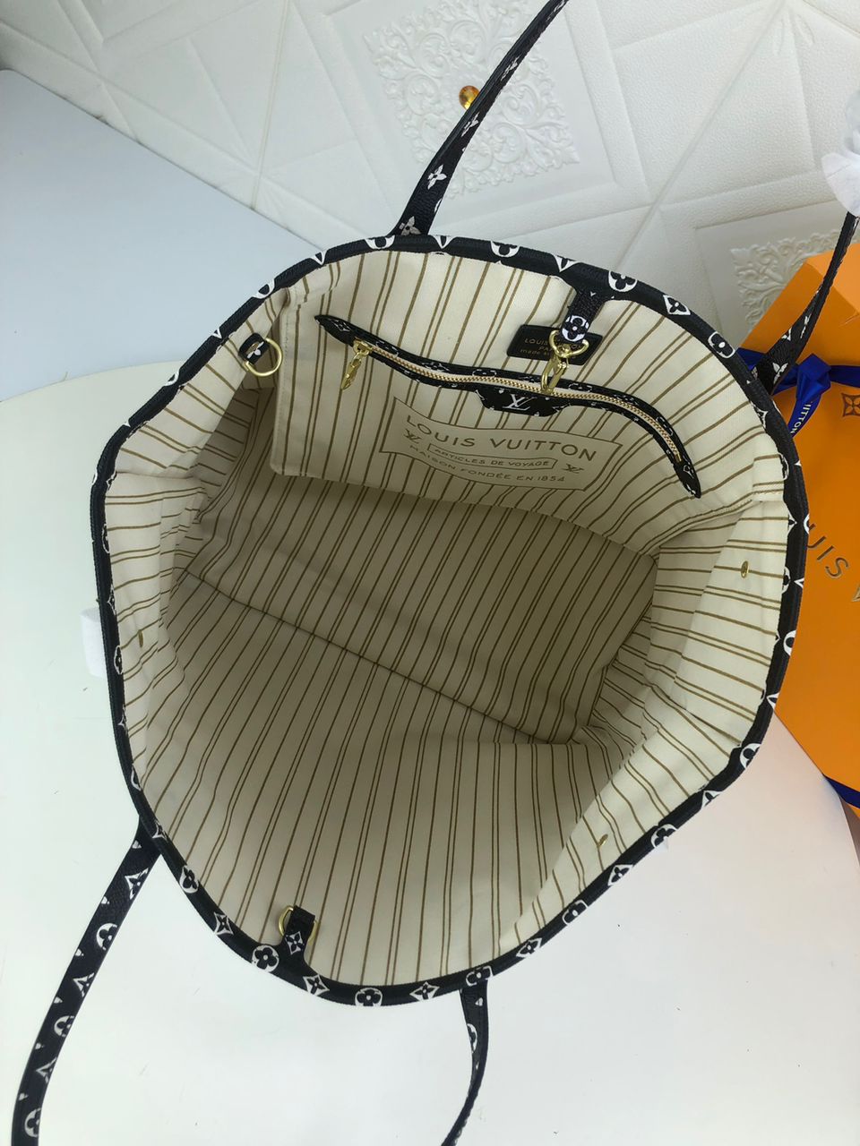 Top Quality Neverfull MM Tote Bag Monogram Jungle Canvas Black/Caramel For Women,  Shoulder Bags 12.2in/31cm Top Quality M44716