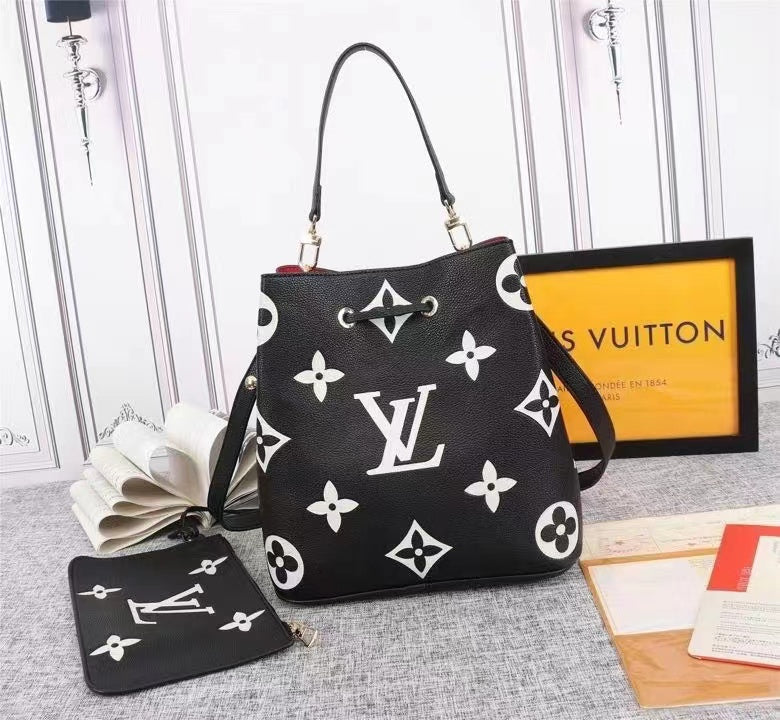 Top Quality NeoNoe MM Bucket Bag Monogram Flowers Black/White For Women,  Shoulder And Crossbody Bags 10.2in/26cm Top Quality M45497