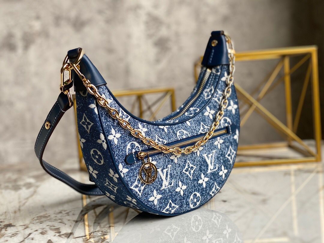 Top Quality Loop Since 1854 Jacquard Navy Blue By Nicolas Ghesquière For Cruise Show, WoHandbags 9.1in/23cm Top Quality M81166