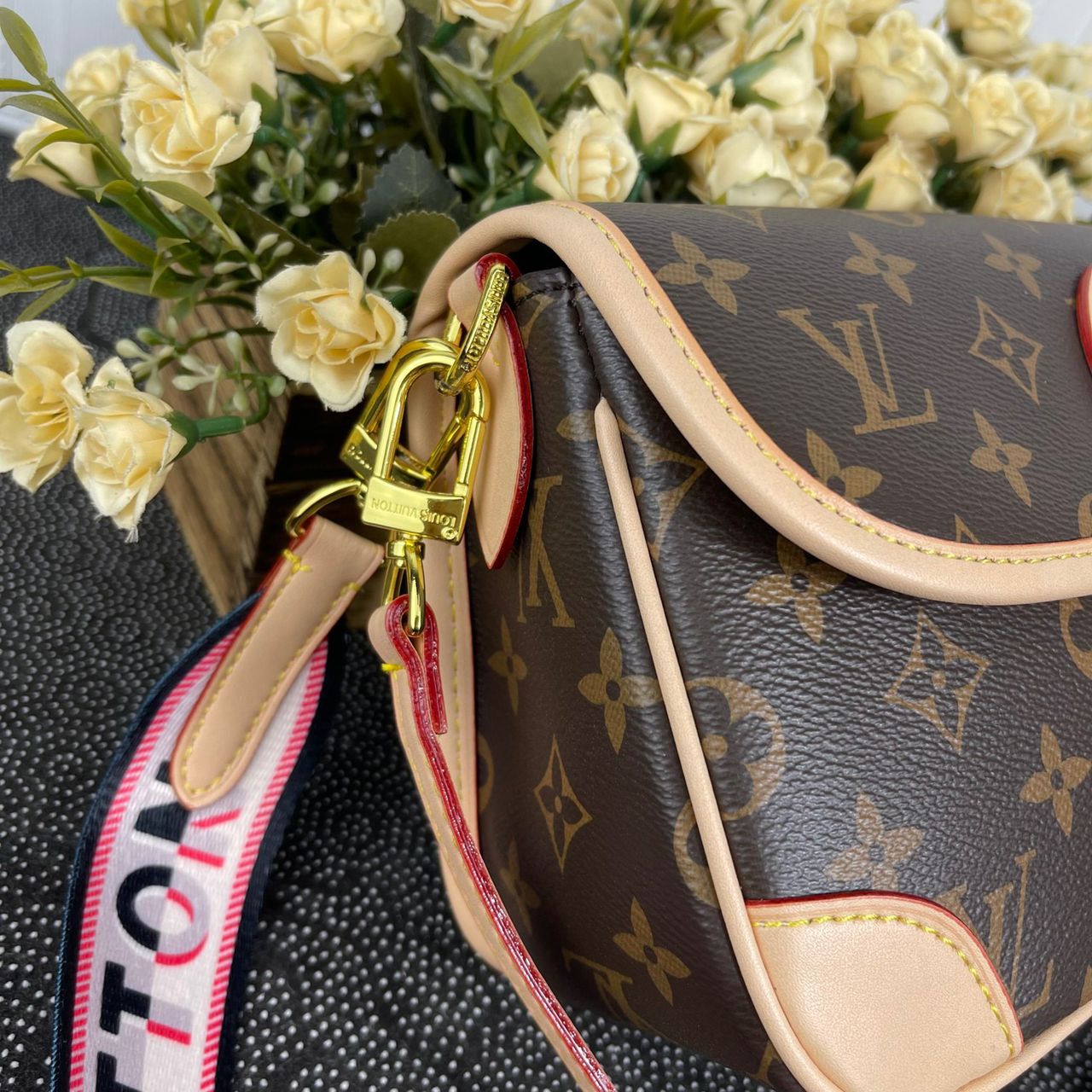 Top Quality Top Qualityane Monogram Canvas For Women, Womens Handbags, Shoulder Bags 9.4in/24cm Top Quality M45985