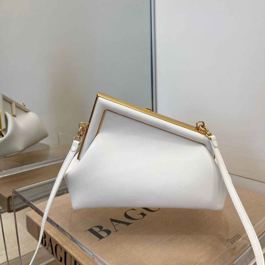 FI First Small White For Women, HandBags, Shoulder And Crossbody Bags 10.2in/26cm FF 8BP129ATop QualityEF1C76