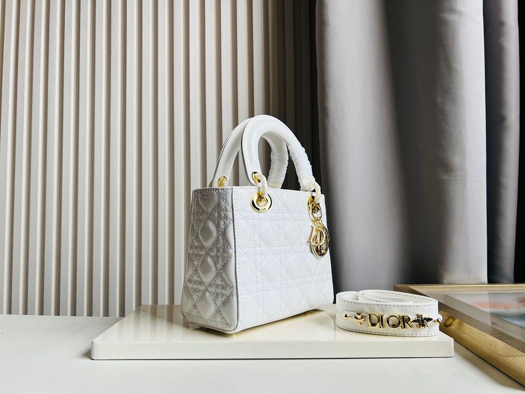 Top Quality Small Lady Bag Gold Toned Hardware Patent White For Women 20cm/8in CD