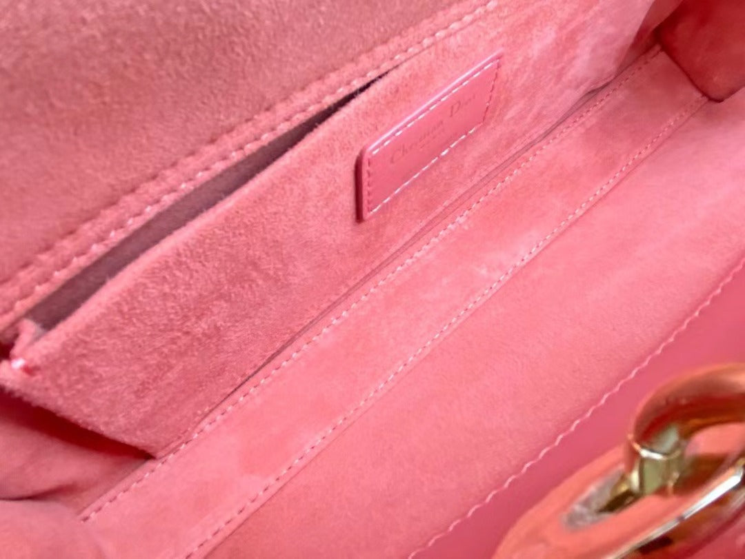 Top Quality Lady D-Joy Bag Pink Handbags, 26cm CD
