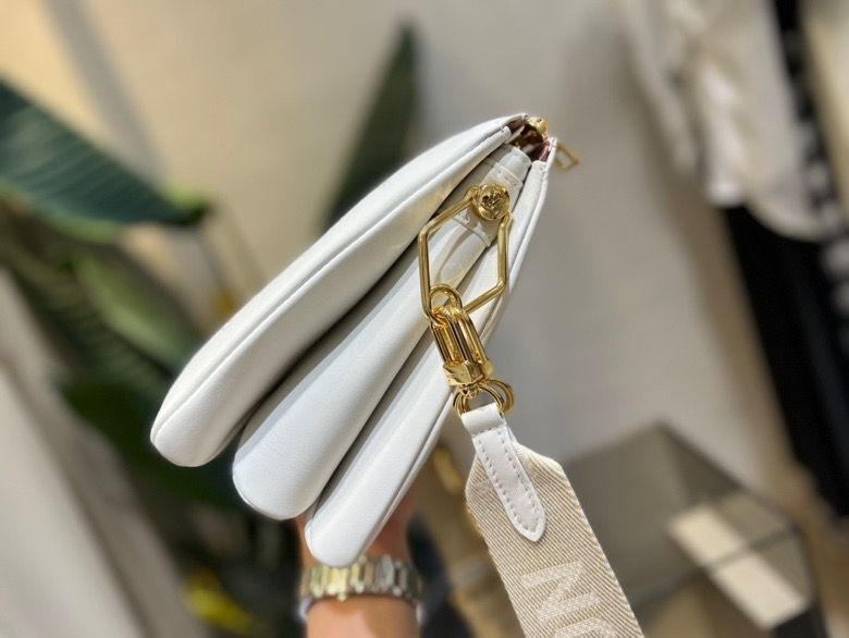 Top Quality Coussin PM Puffy White For Women,  Shoulder And Crossbody Bags 10.2n/26cm Top Quality M21209
