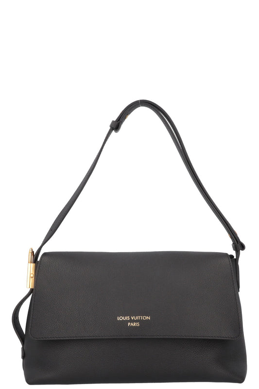 LOUIS VUITTON Low Key Messeger Bag Black
