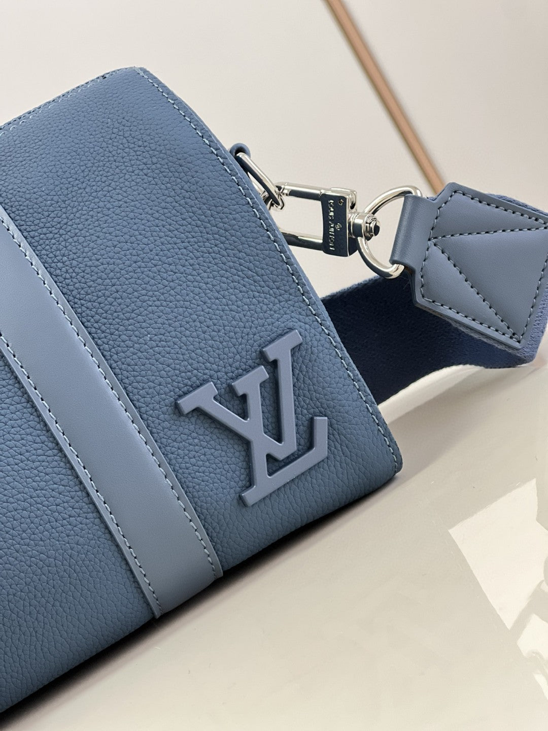 Top Quality City Keepall Aerogram Blue For Men, Bags, Shoulder And Crossbody Bags 10.6in/27cm Top Quality