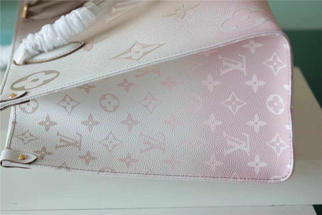 Top Quality Onthego MM Tote Bag In Monogram Canvas Sunset Kaki For Women 13.8in/35cm Top Quality M20510