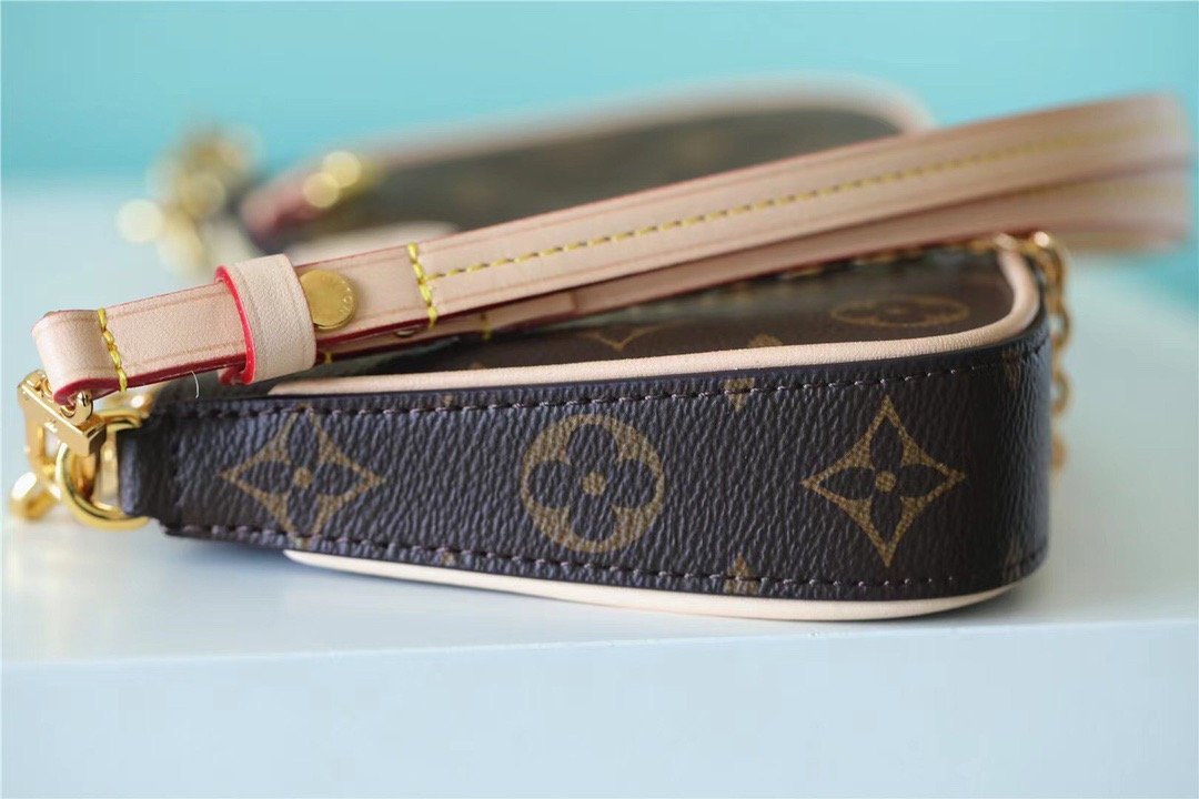 Top Quality Easy Pouch On Strap Monogram Canvas For Women,  Shoulder And Crossbody Bags 19cm/7.5in Top Quality