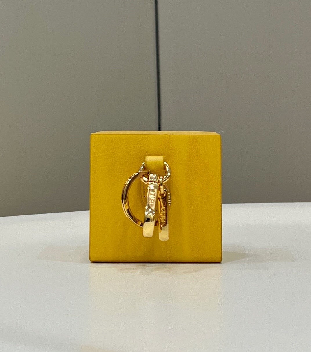 Top QualityTop Quality Logo Box Keychain Yellow Charm Bag For Woman 8cm/3in