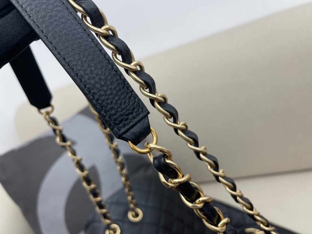 CHL CoCo LuGucciage Gold Toned Hardware 46cm Black For Women