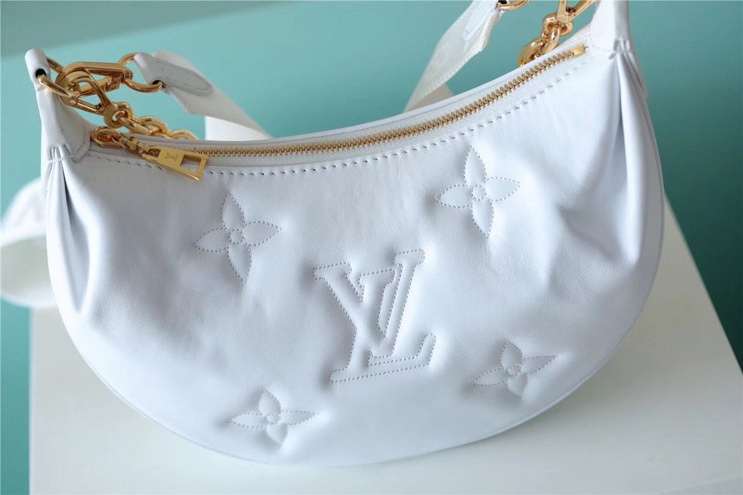 Top Quality Over The Moon Bag Handbags For Women In Snow White 10.8in/28cm Top Quality M59959