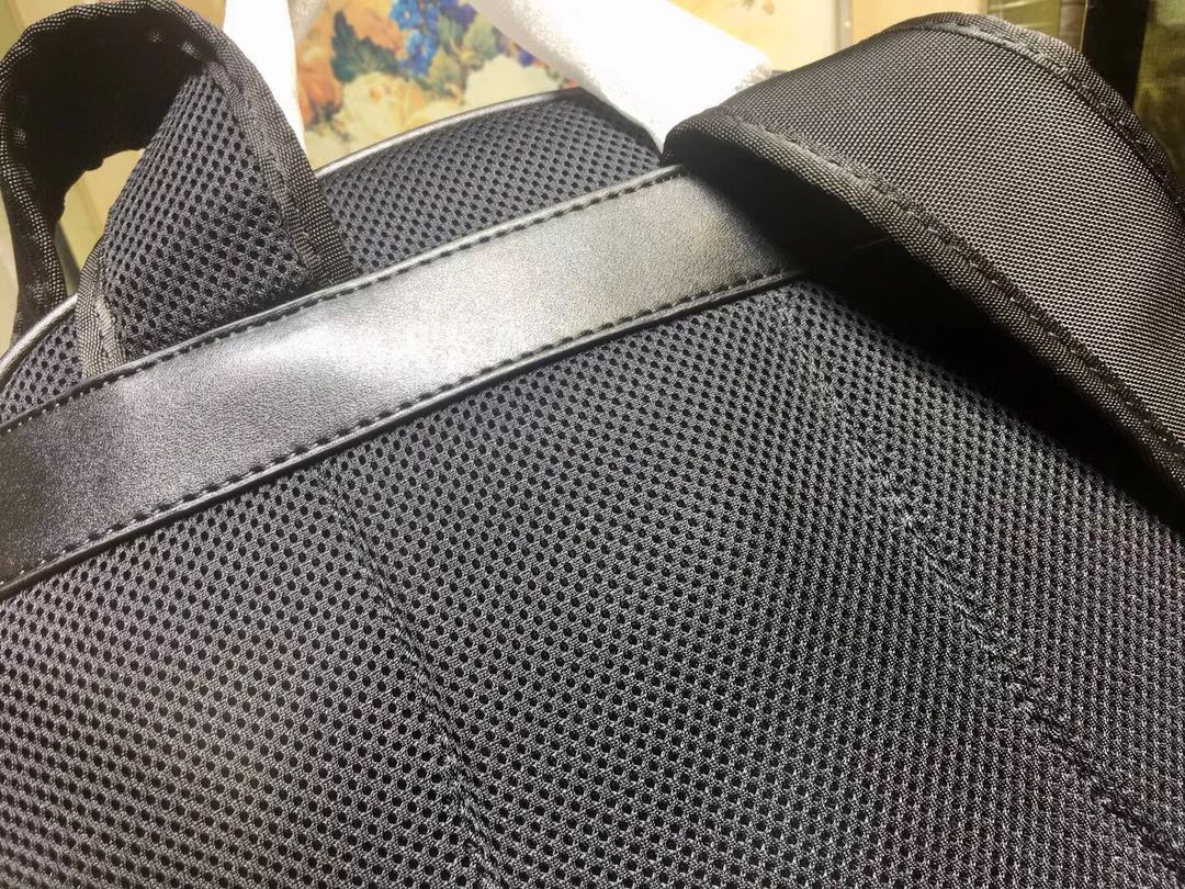 EN - New 1:1 rep  Bags GCI 547