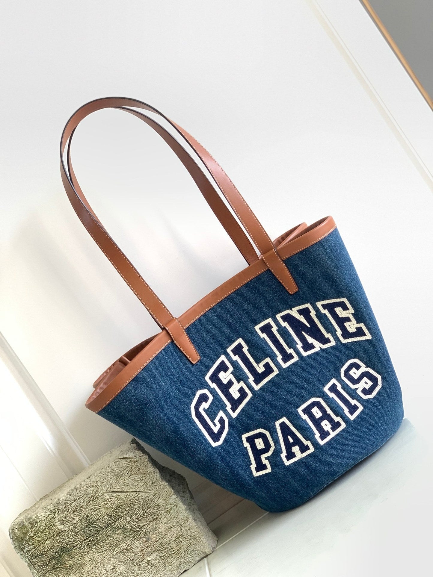 Top Quality Large Couffin In Denim With Top Quality Paris Navy / Tan For Women 26in/67cm 196262EF6.07AT
