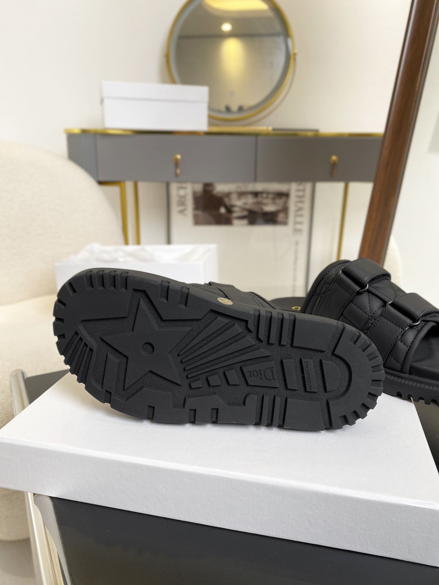 Luxury Shoes - Top QualityR - 1212