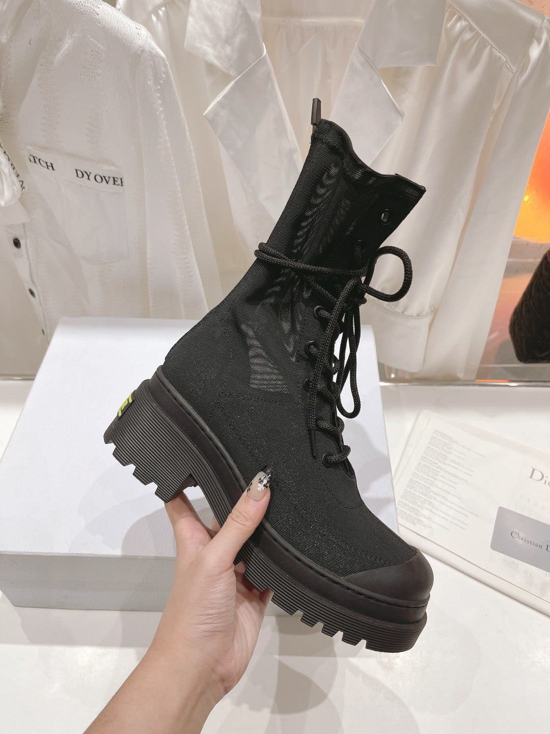 Luxury Shoes - Top QualityR - 1050
