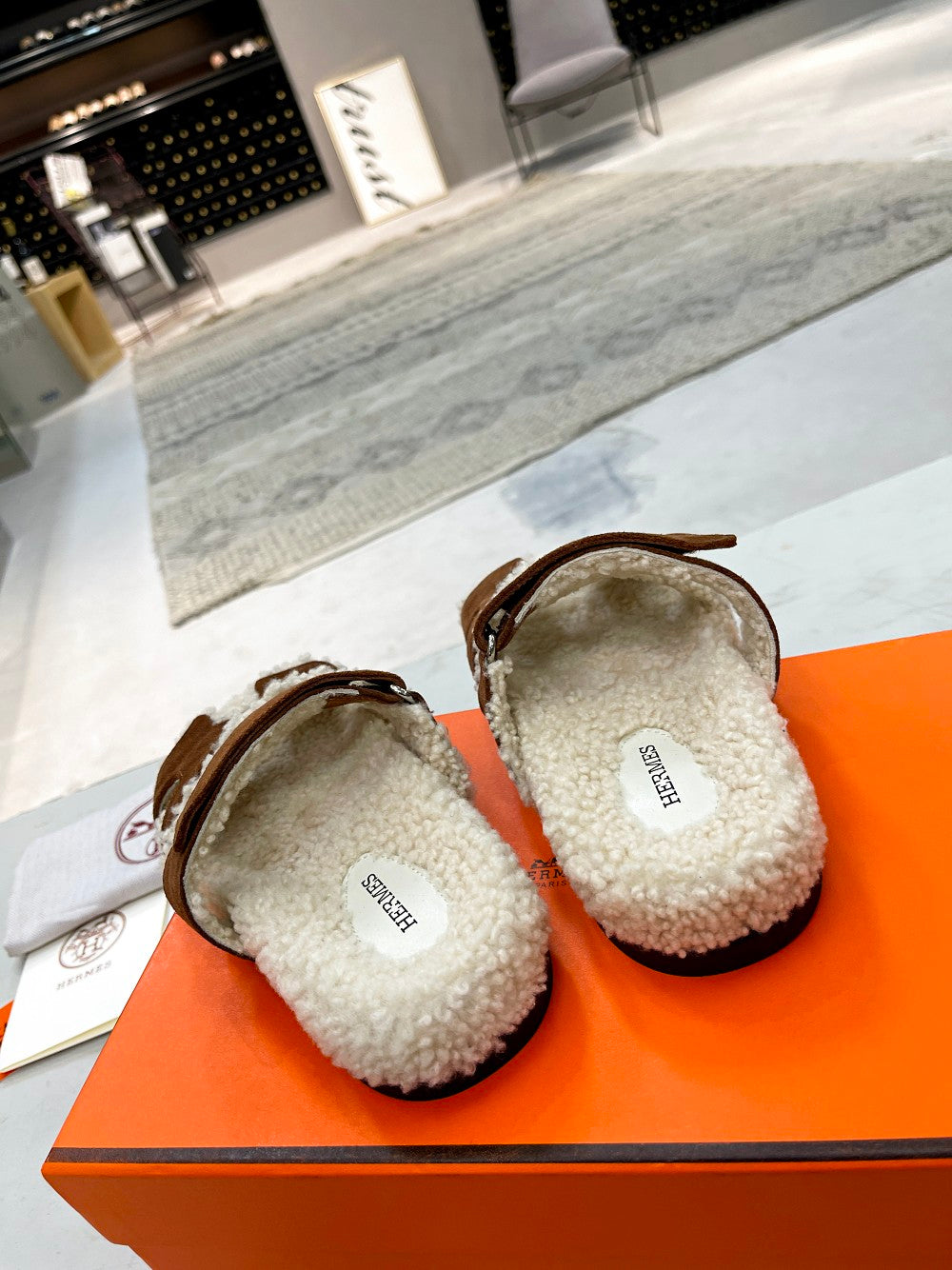 Luxury Shoes - Top QualityS - 695