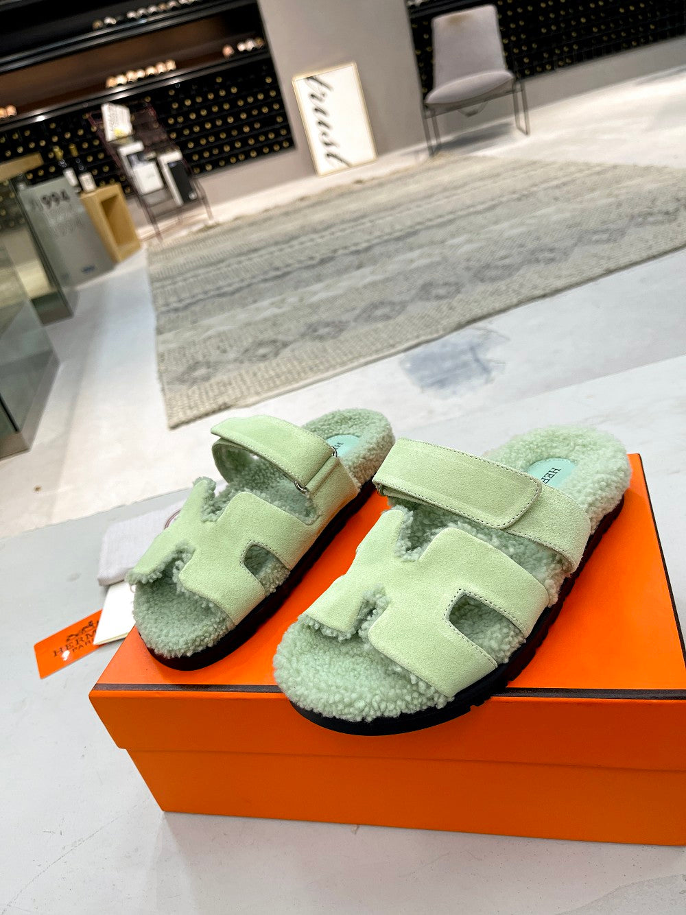 Luxury Shoes - Top QualityS - 696