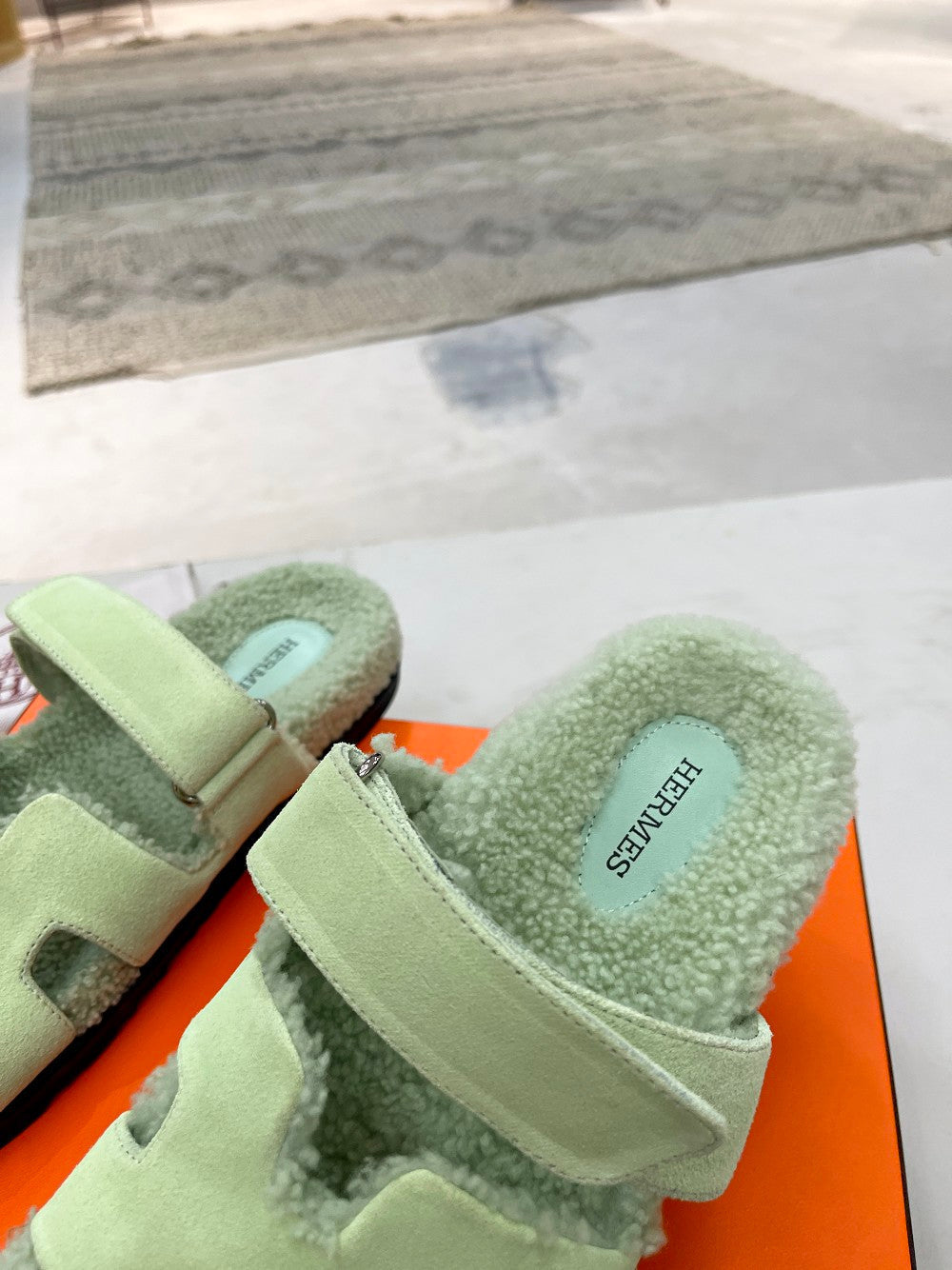 Luxury Shoes - Top QualityS - 696