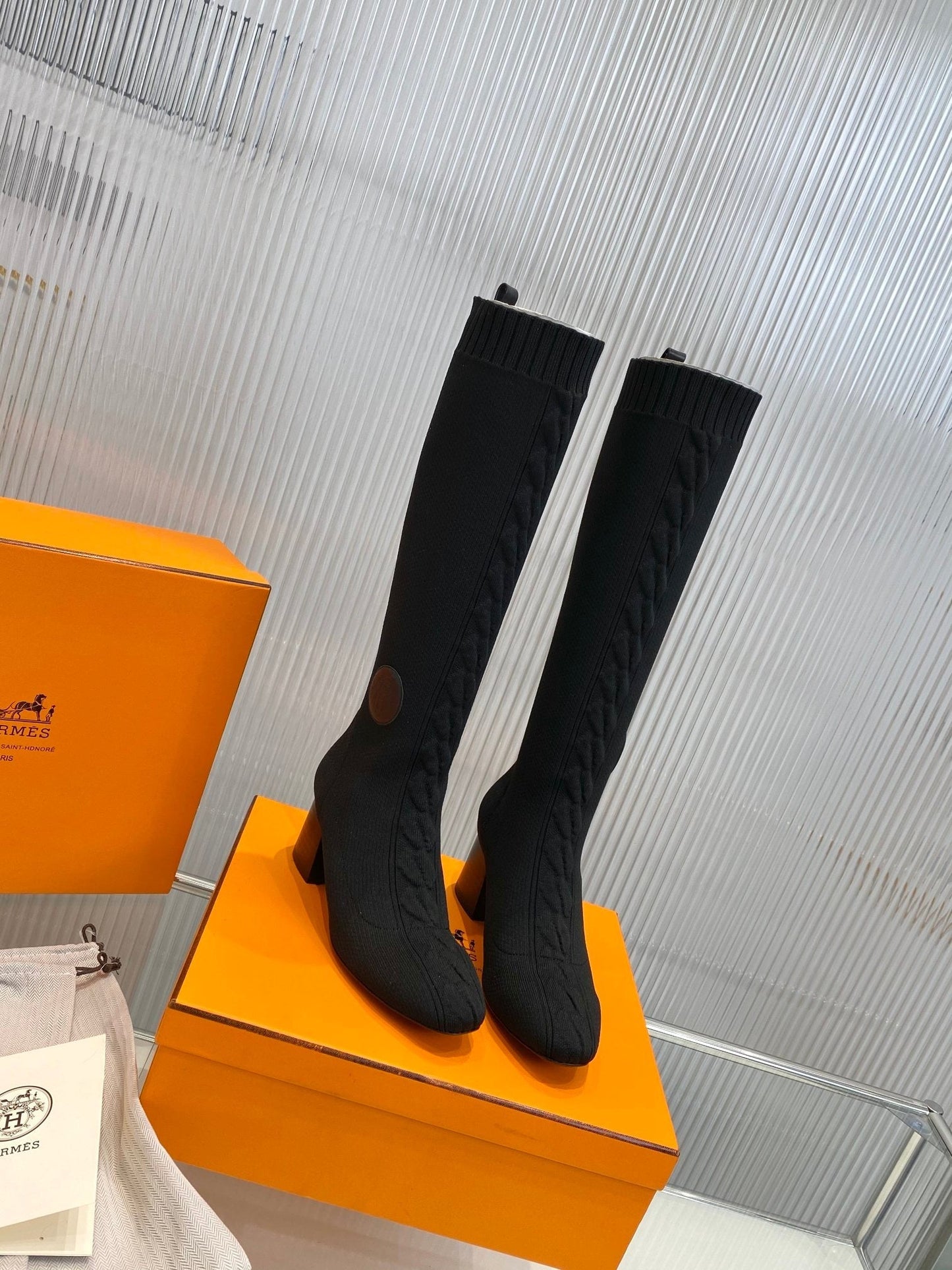 Luxury Shoes - Top QualityS - 608