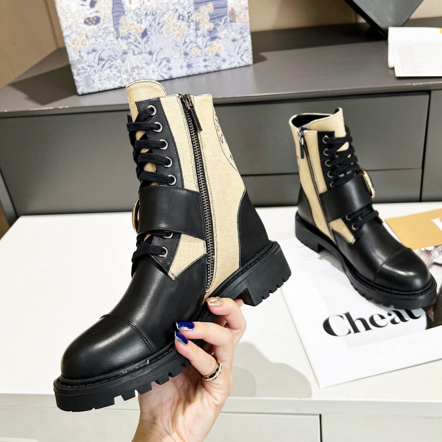 Luxury Shoes - Top QualityR - 802