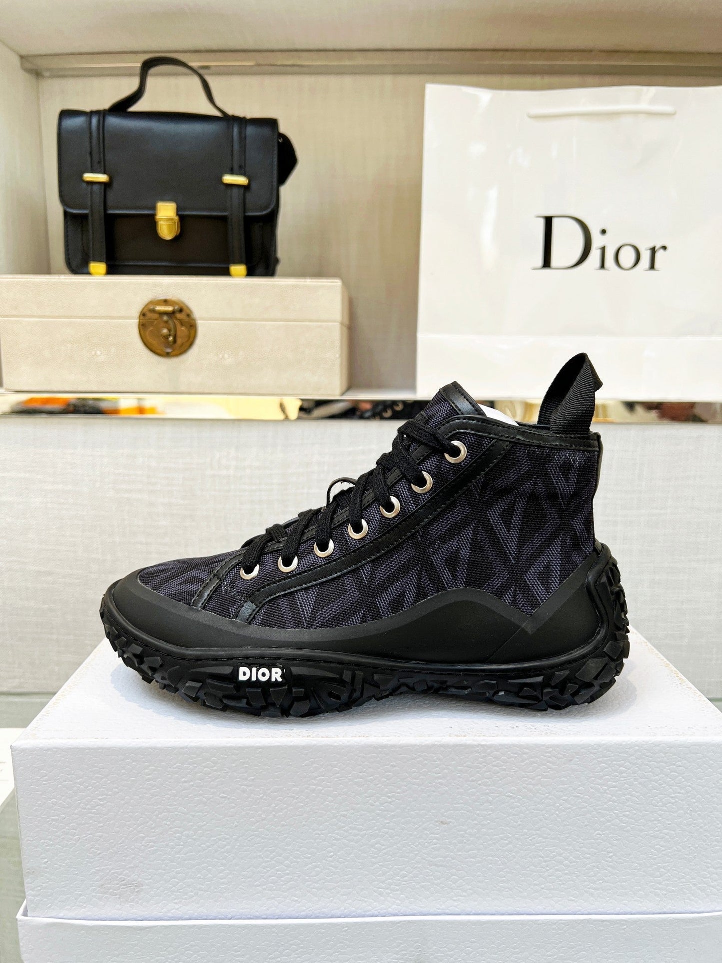 Luxury Shoes - Top QualityR - 586