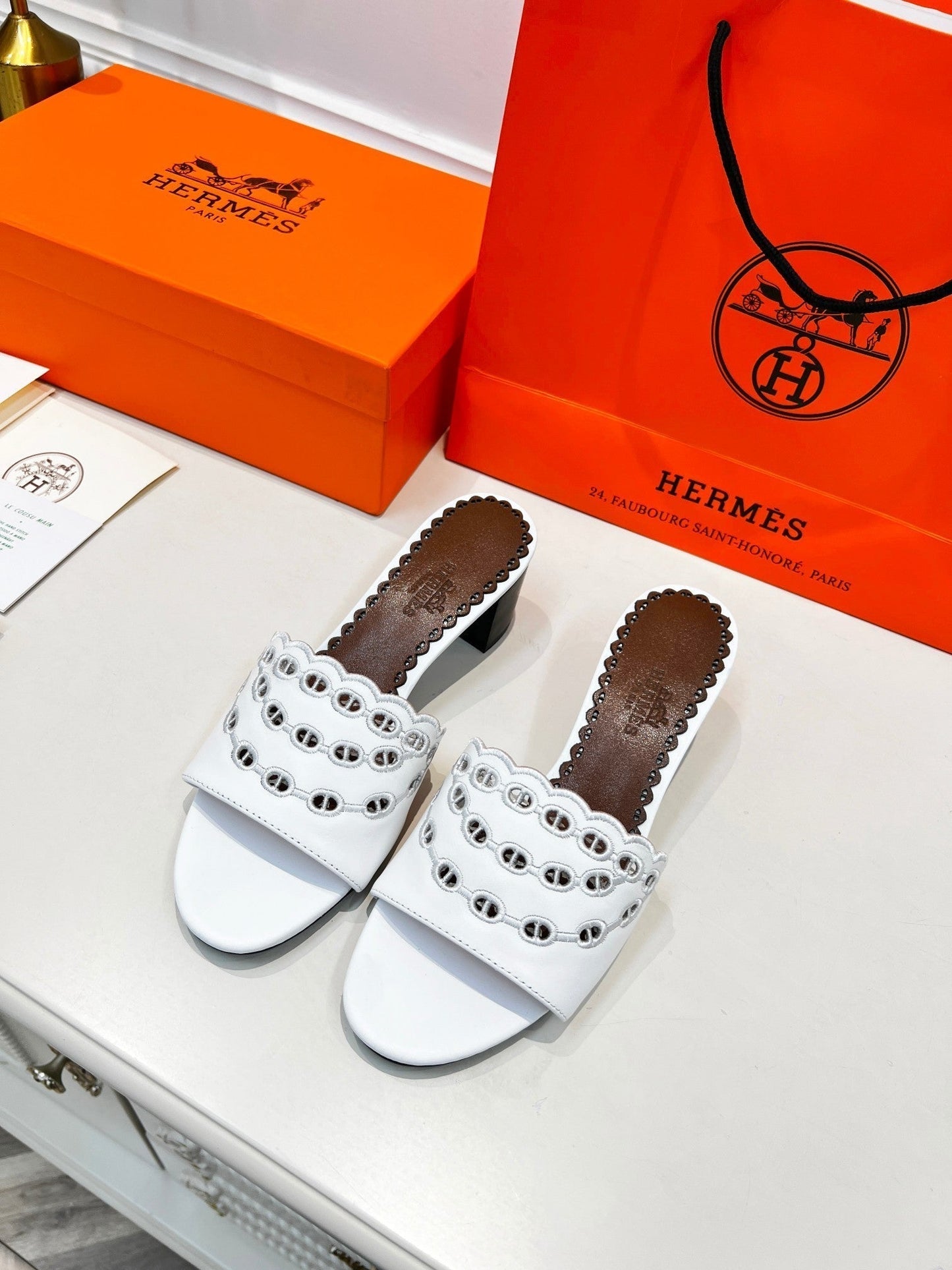Luxury Shoes - Top QualityS - 284