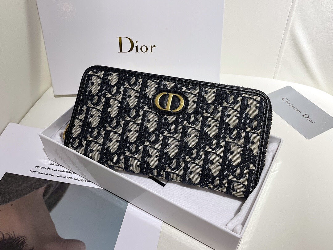 EN - New 1:1 rep  Wallet DIR 008