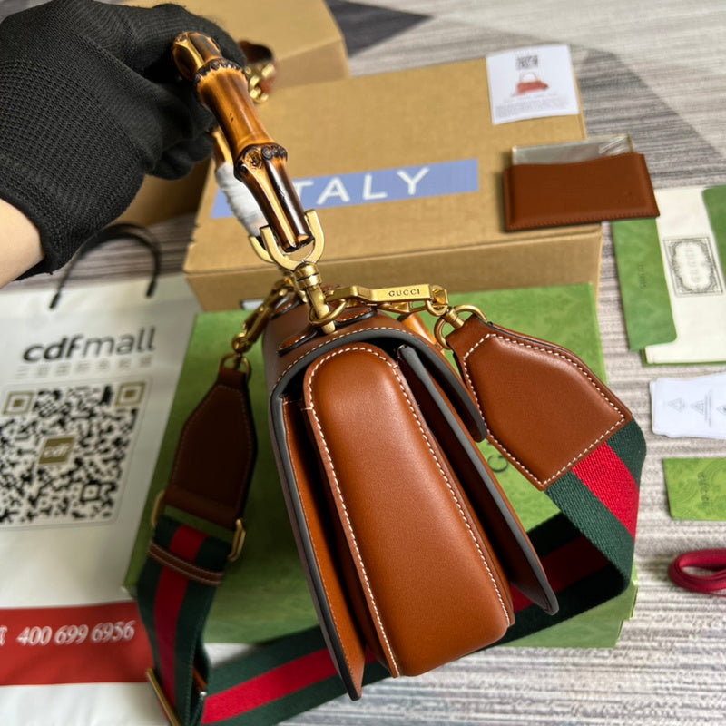 Top Quality -  Bags - 962