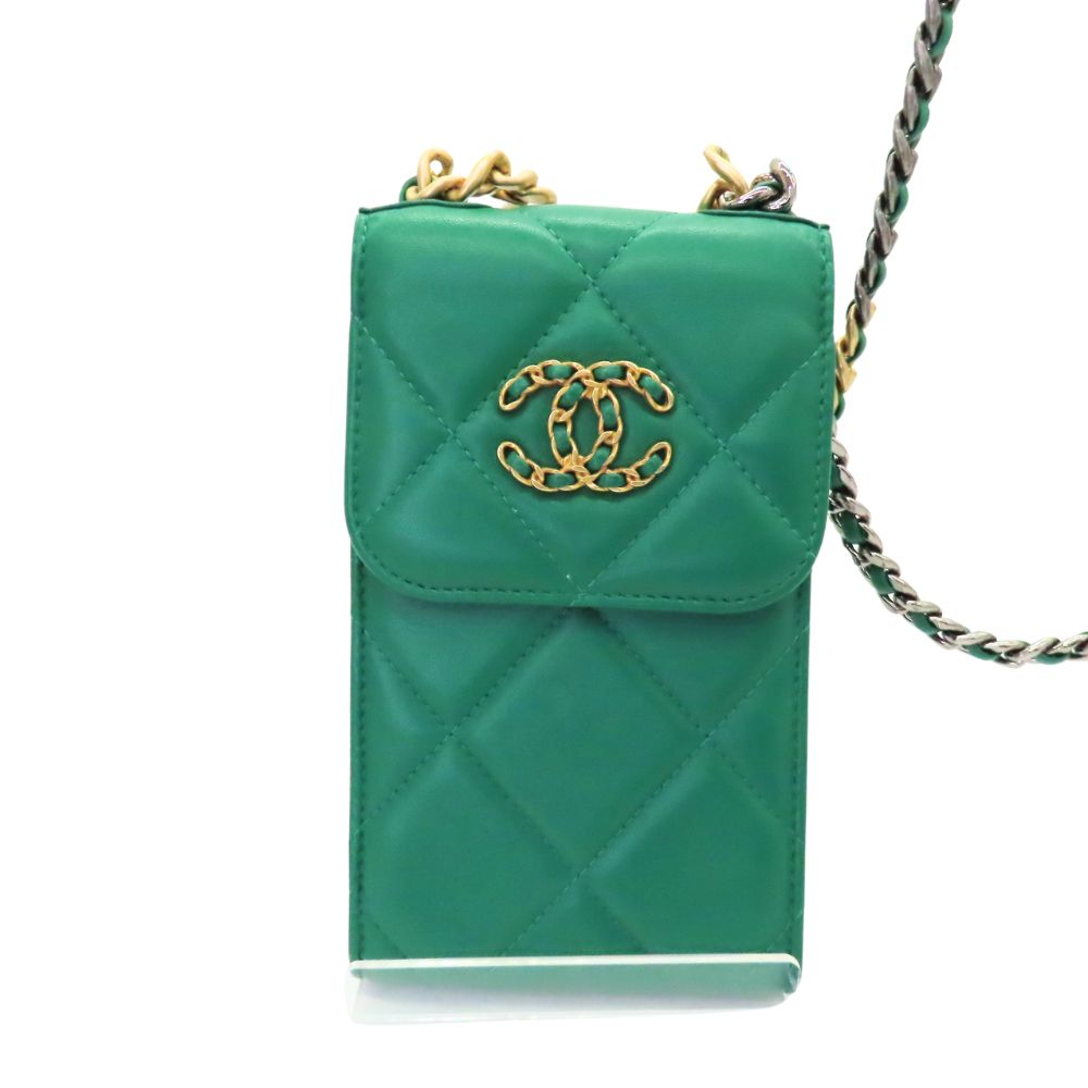 Chanel CHANEL19 Lambskin Shoulder Bag