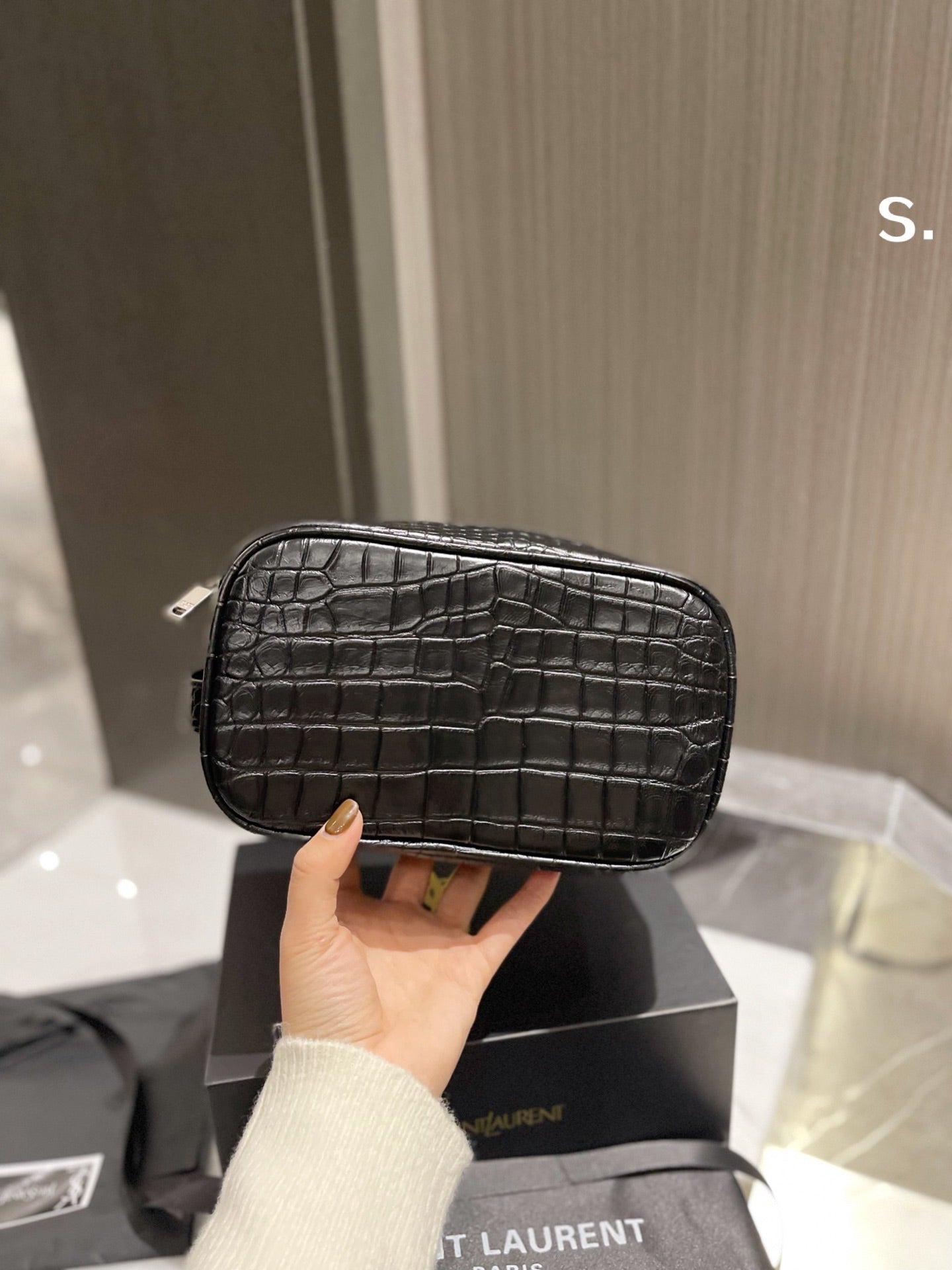 EN - New 1:1 rep  Bags SLY 212