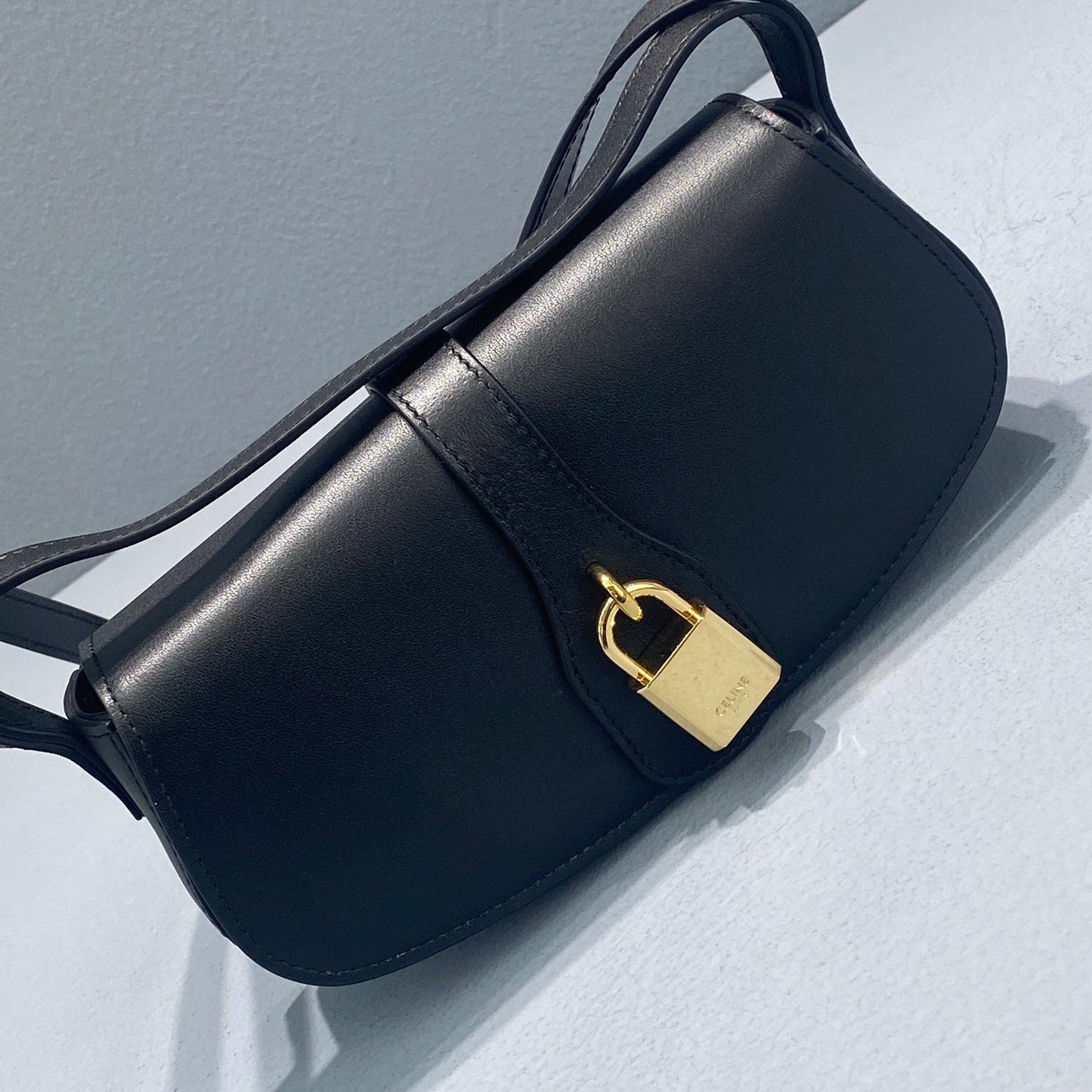 Top Quality Clutch On Strap Black For Women 7in/18cm 