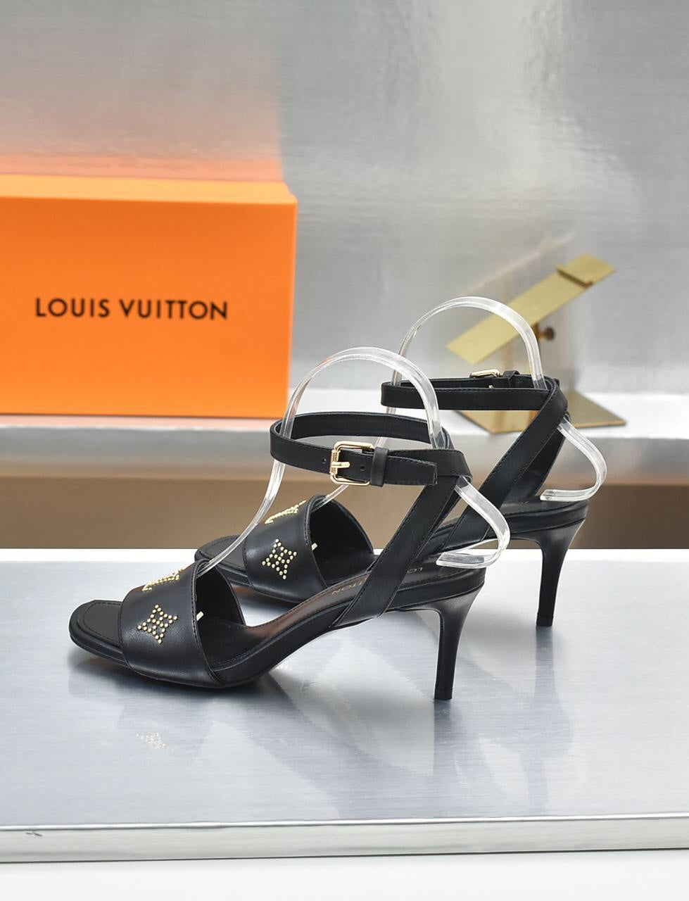 New 1:1 rep LUV High Heel Shoes 002