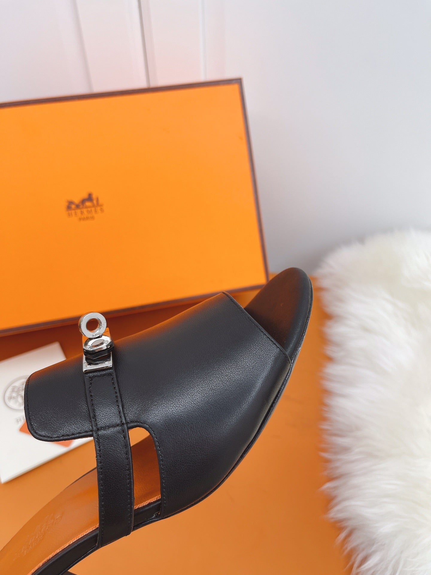 New 1:1 rep HM HIGH HEELS 021