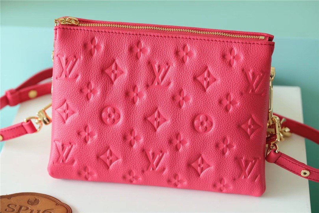 Top Quality Coussin BB Grain Fluo Pink For Women, Womens Bags, Shoulder And Crossbody Bags 8.3in/21cm Top Quality M20750
