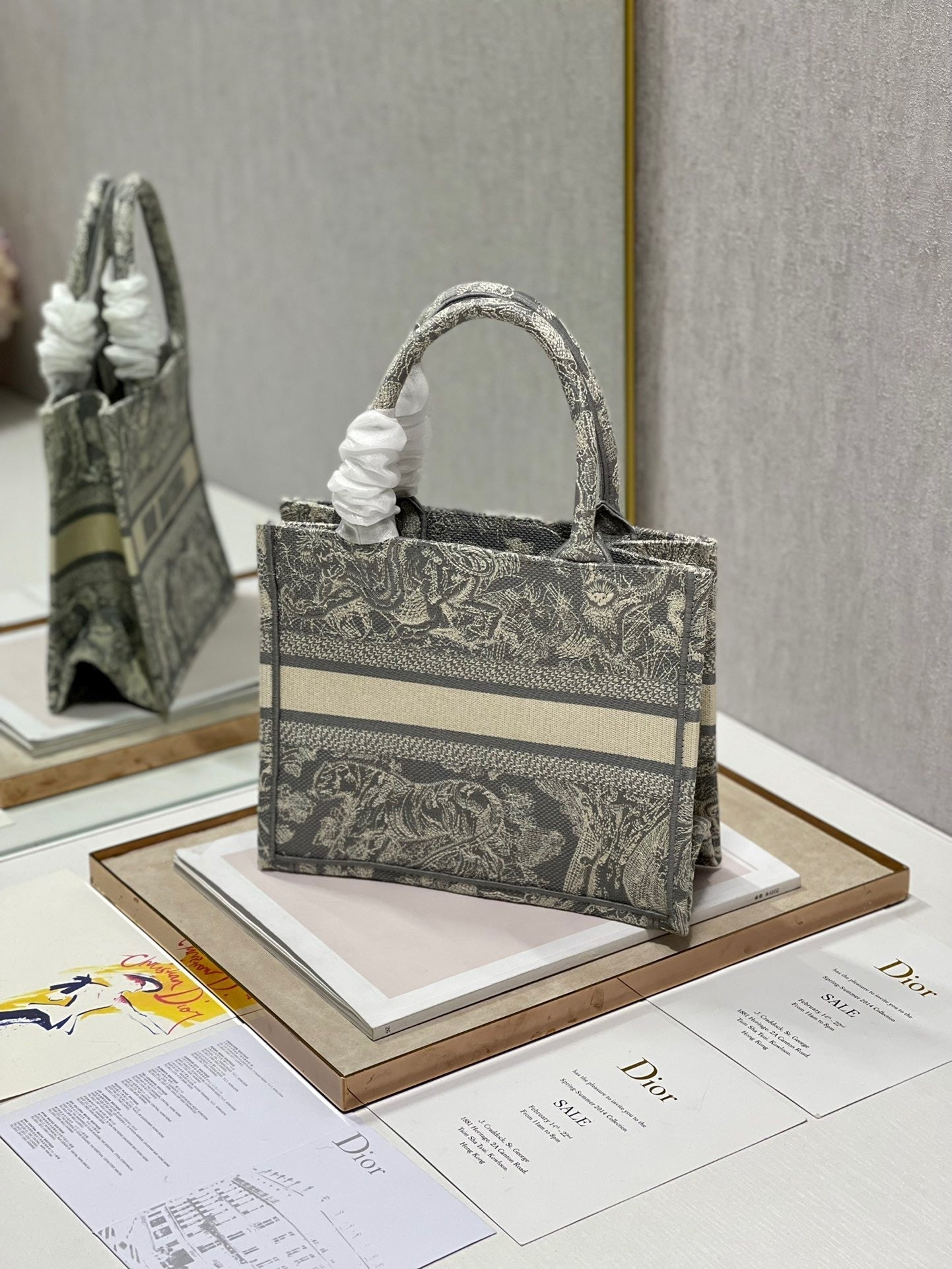 Top Quality Small Book Tote Grey, For Women, Womens Handbags 26.5cm/10.5in CD