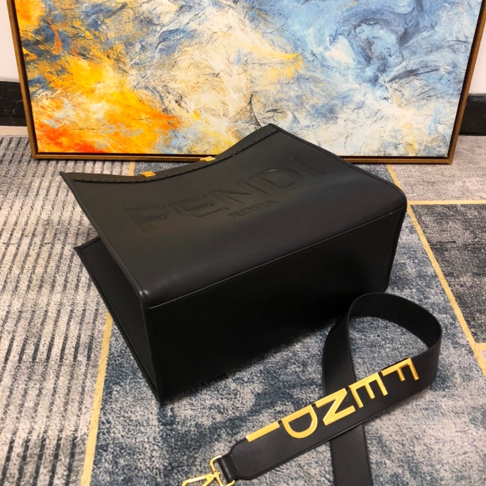 EN - New 1:1 rep Lux Bags FEI 260