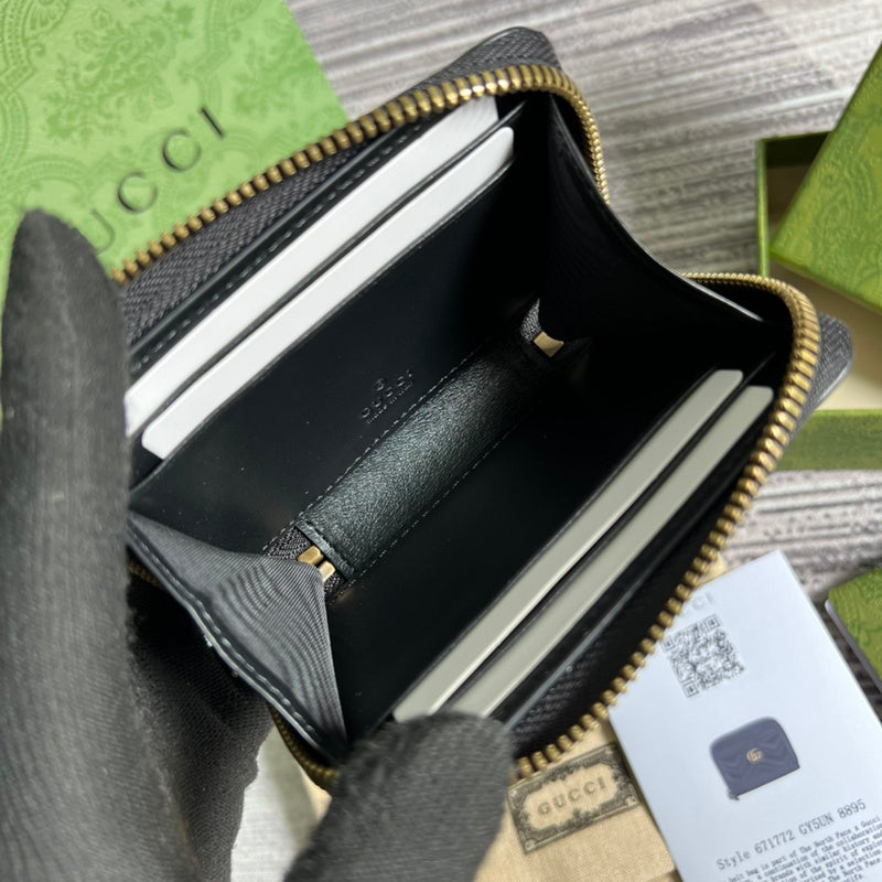 Top Quality -  Bags - 1636