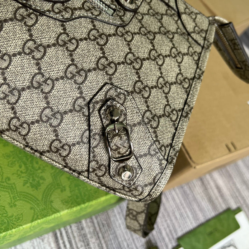 Top Quality -  Bags - 1621